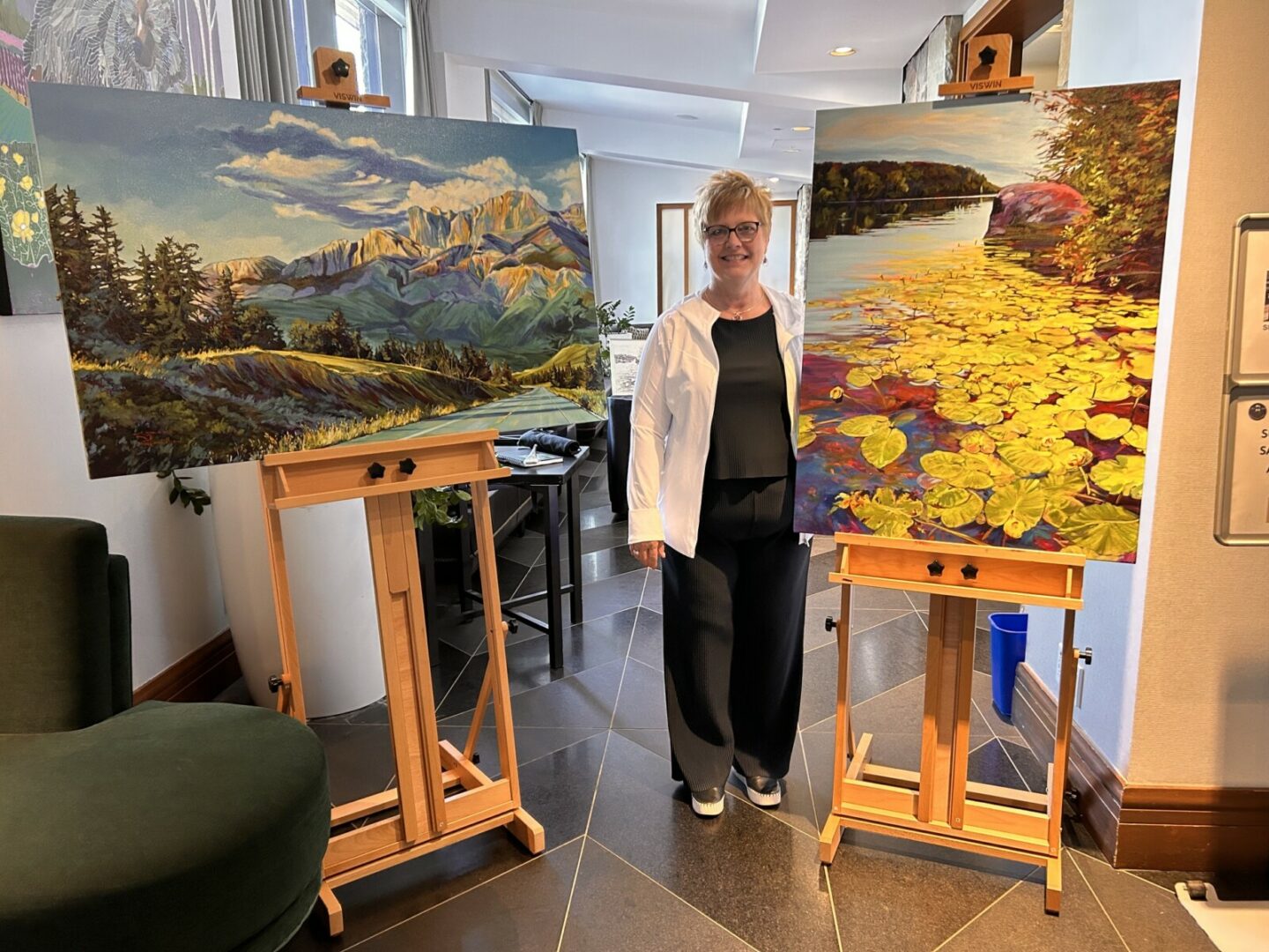 AIR MONT TREMBLANT QC, 2025 SUZANNE SANDBOE - 