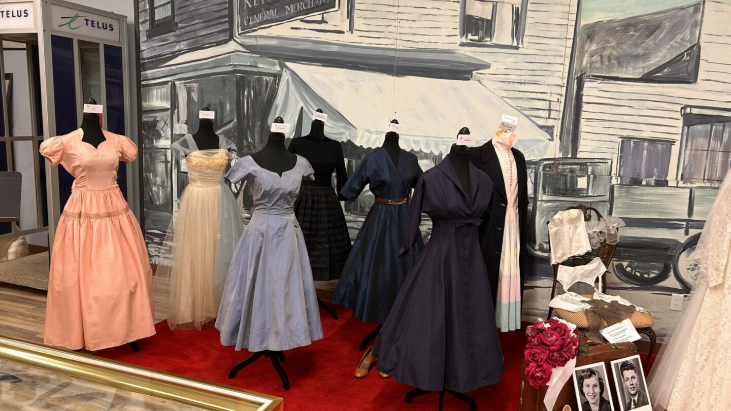 1950's Fashions - Collection of mid 1950's party dresses